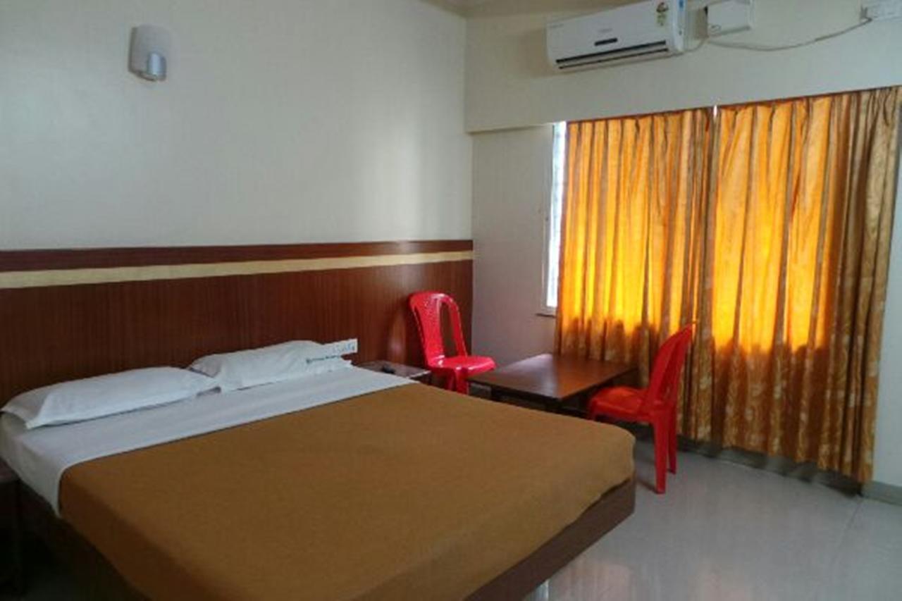 Mlc Gateway Deluxe Inn Bengaluru Zewnętrze zdjęcie