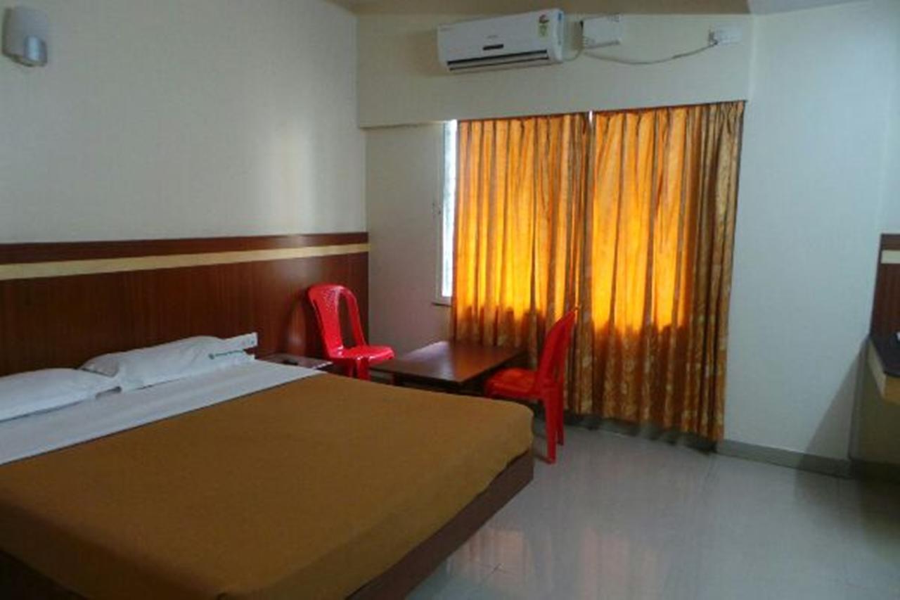 Mlc Gateway Deluxe Inn Bengaluru Zewnętrze zdjęcie