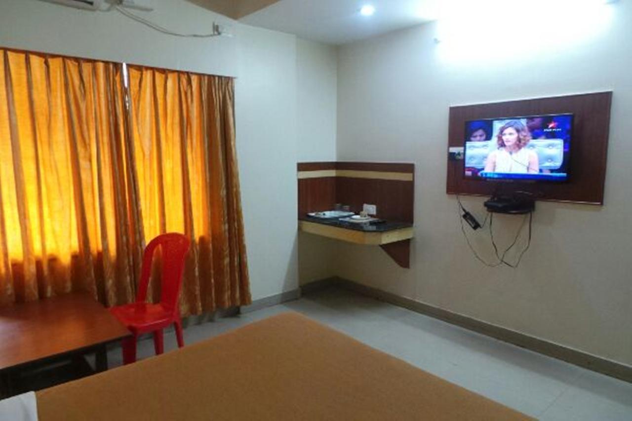 Mlc Gateway Deluxe Inn Bengaluru Zewnętrze zdjęcie