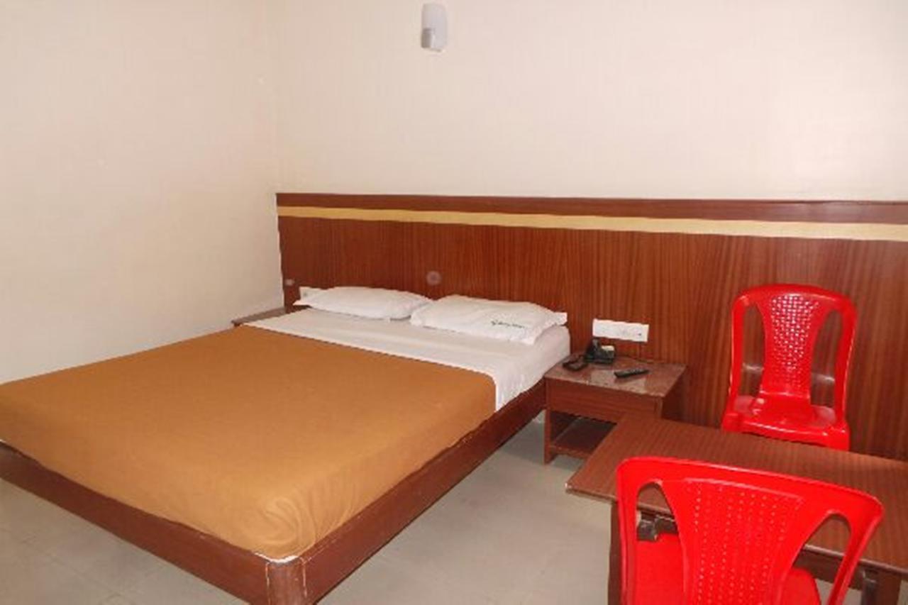 Mlc Gateway Deluxe Inn Bengaluru Zewnętrze zdjęcie